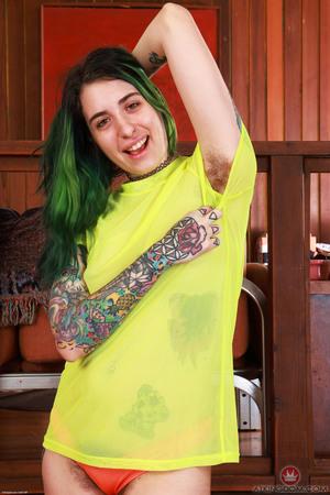 Original 2000 px/ 3000 px