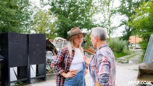 Original 1620 px/ 911 px