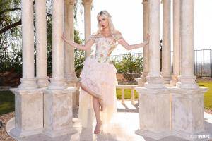 Original 8192 px/ 5464 px