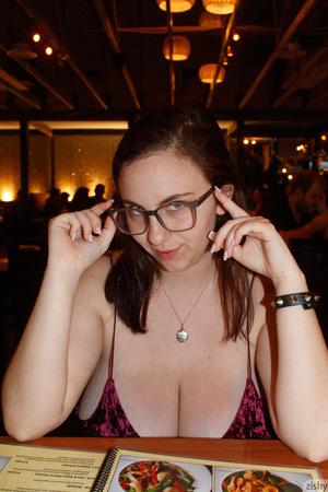 Original 1280 px/ 1920 px