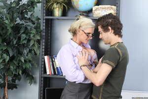 Original 2495 px/ 1663 px