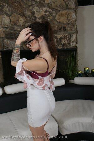 Original 1066 px/ 1600 px