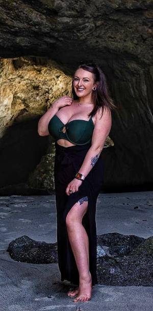 Original 394 px/ 800 px