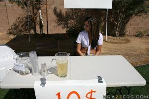 Original 900 px/ 600 px