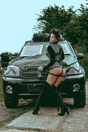 Original 2000 px/ 3000 px