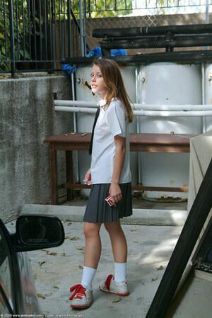 Original 684 px/ 1024 px