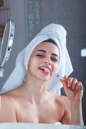 Original 2466 px/ 3700 px