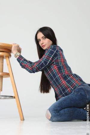 Original 854 px/ 1280 px