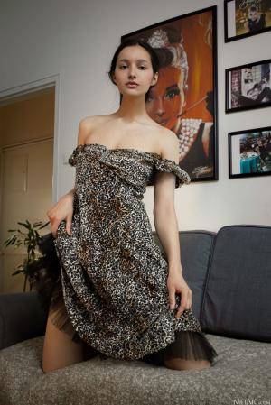 Original 854 px/ 1280 px