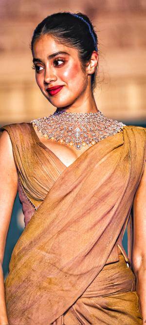 Original 1842 px/ 4096 px