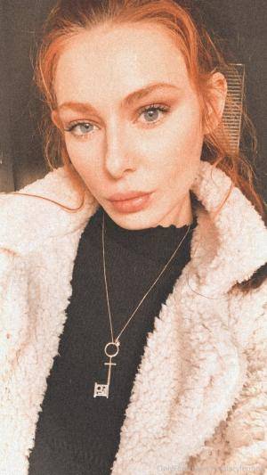 Original 828 px/ 1472 px