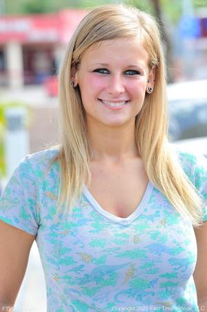 Original 3280 px/ 4928 px