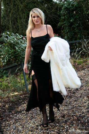 Original 700 px/ 1050 px