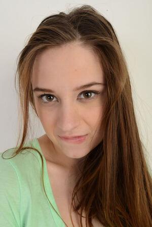 Original 1077 px/ 1600 px