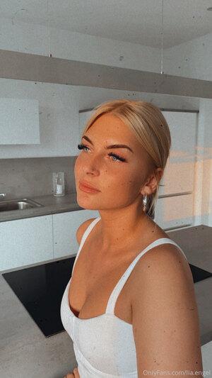 Original 750 px/ 1333 px