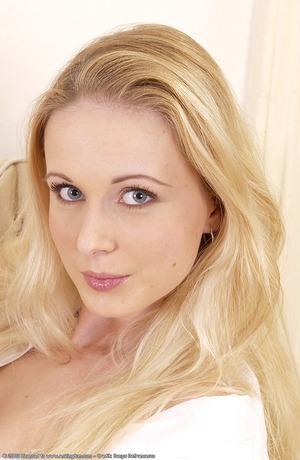 Original 619 px/ 950 px