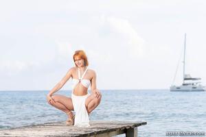 Original 1600 px/ 1067 px