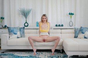 Original 2048 px/ 1365 px