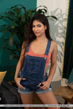 Original 683 px/ 1024 px