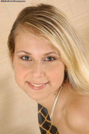 Original 680 px/ 1024 px