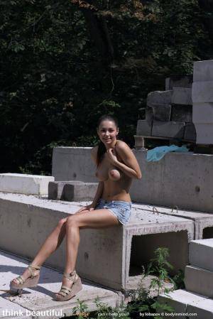 Original 854 px/ 1280 px