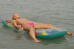 Original 1536 px/ 1024 px