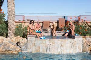 Original 2495 px/ 1663 px