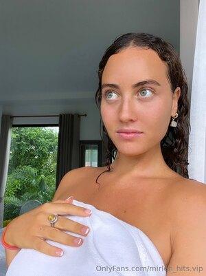 Original 868 px/ 1159 px