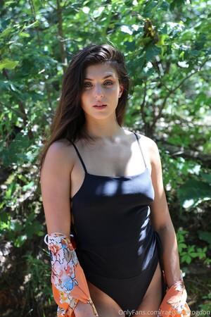 Original 1440 px/ 2160 px