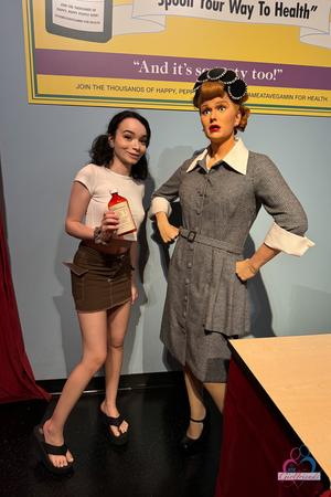 Original 2000 px/ 3000 px