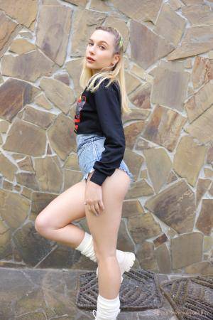 Original 2400 px/ 3600 px