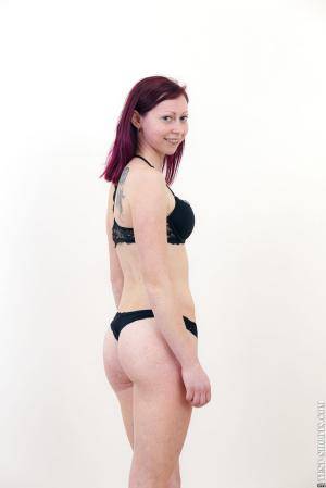 Original 854 px/ 1280 px