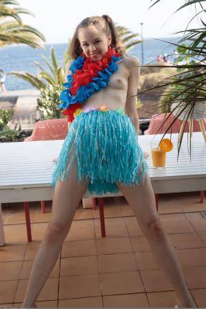 Original 2883 px/ 4324 px