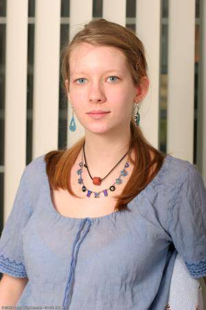 Original 682 px/ 1024 px