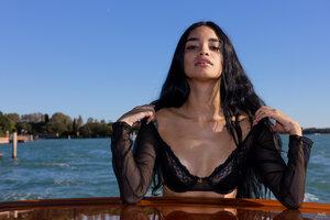 Original 8192 px/ 5464 px