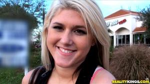 Original 3840 px/ 2160 px