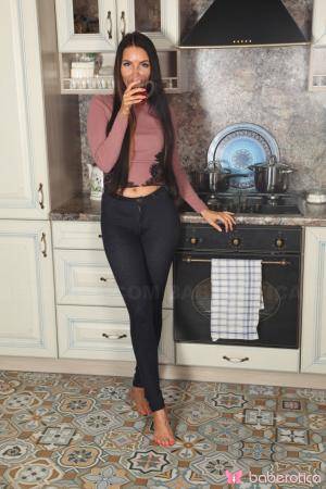 Baberotica Kamila - Our newest tall drink of water, Kamila is such a hottie - x212 5184px (30-08-21)_89651035