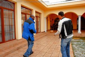 Original 900 px/ 600 px