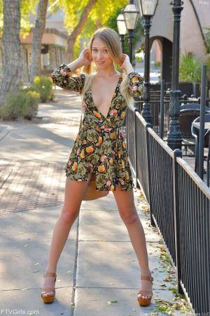 Original 852 px/ 1280 px