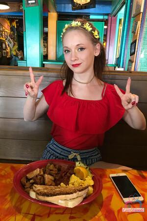 Original 2000 px/ 3000 px