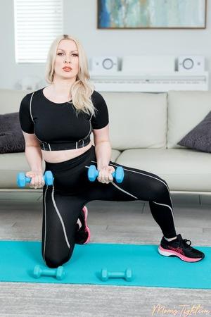 Original 854 px/ 1280 px