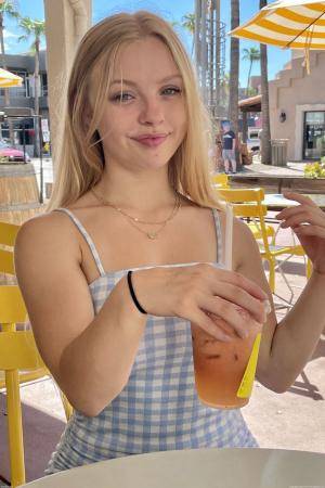 Original 852 px/ 1280 px