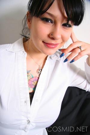 Original 1067 px/ 1600 px