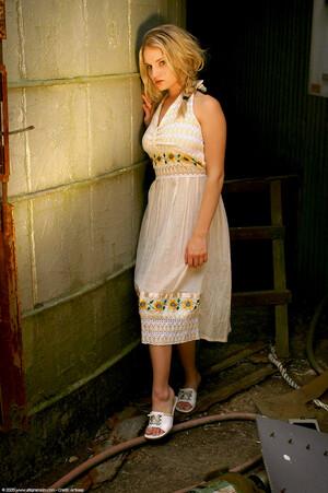 Original 1021 px/ 1536 px