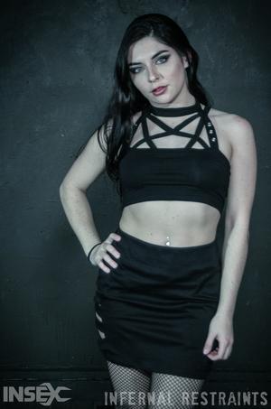 Original 795 px/ 1200 px