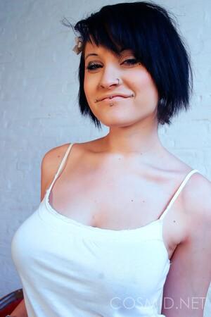 Original 1067 px/ 1600 px