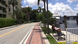 Original 3840 px/ 2160 px