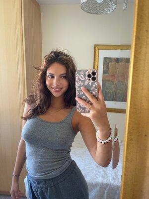 Original 1536 px/ 2048 px