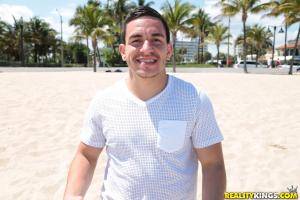 Original 3840 px/ 2560 px