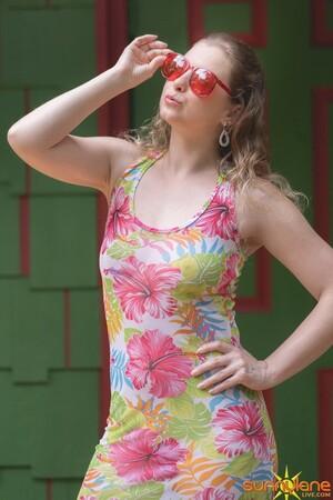 Original 653 px/ 980 px